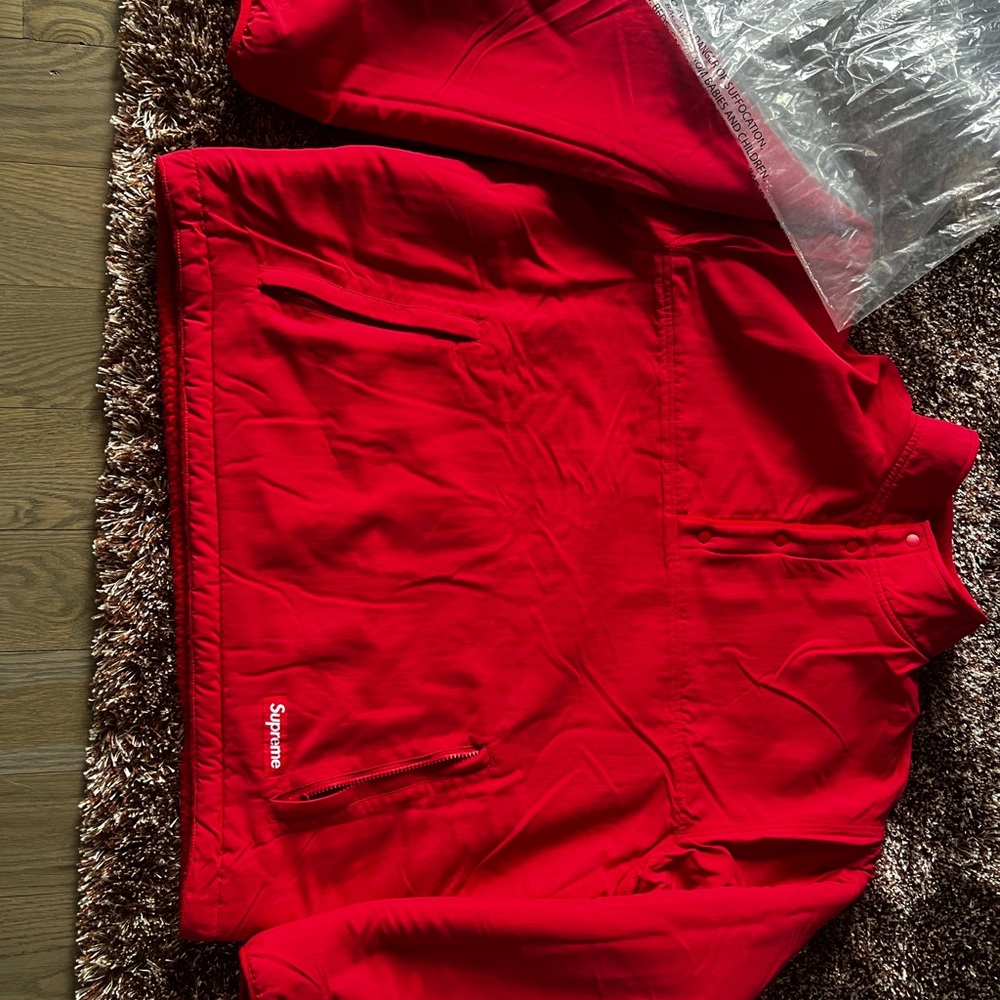 Brand new supreme pull over reversible size XL